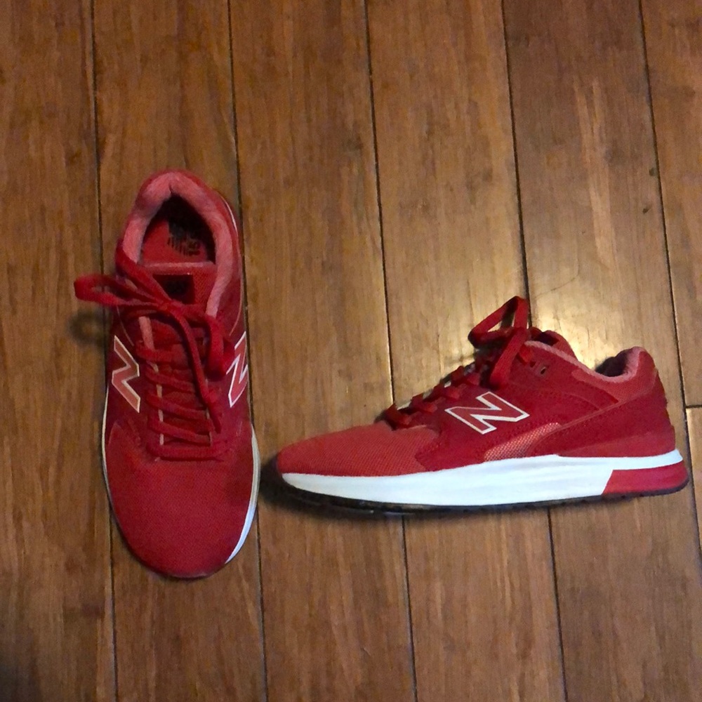 Sneakers - Picture 3 of 5